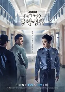 丽江束河旧书巷的旧书摊与阅读角落